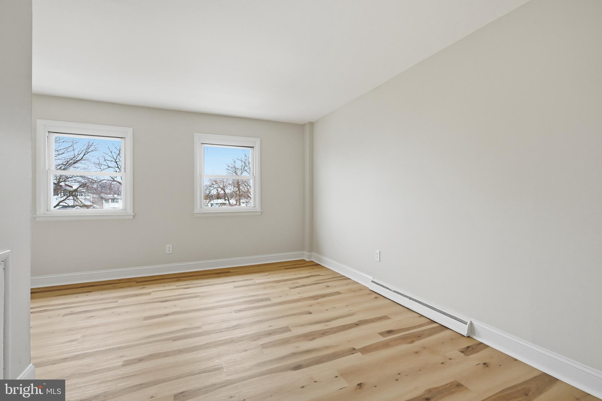 OAKMONT - Residential