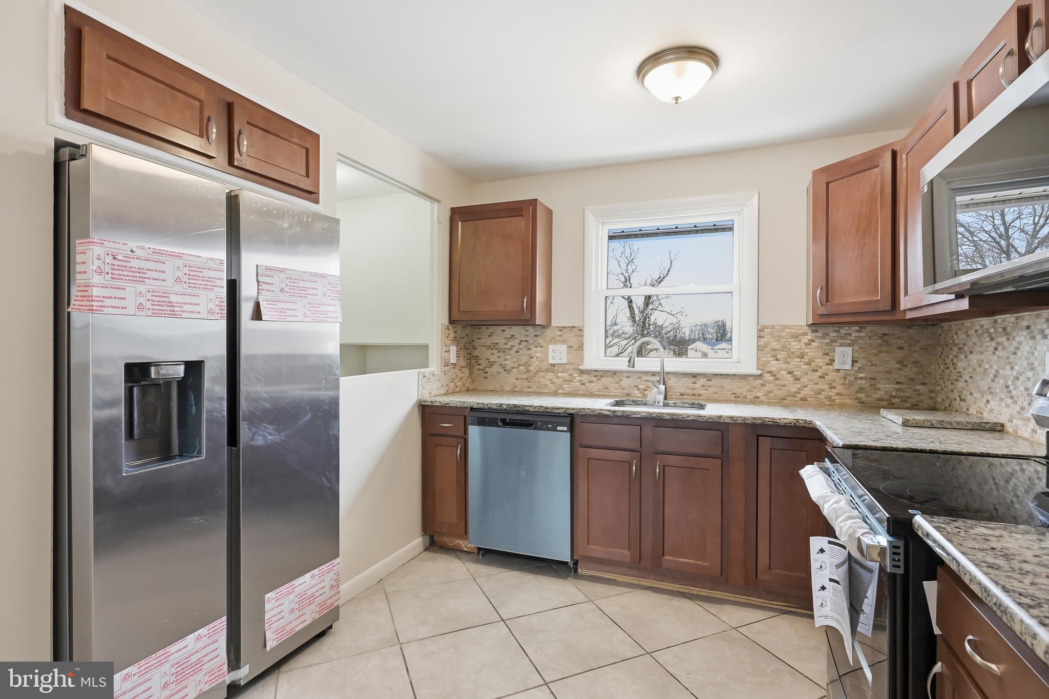 OAKMONT - Residential