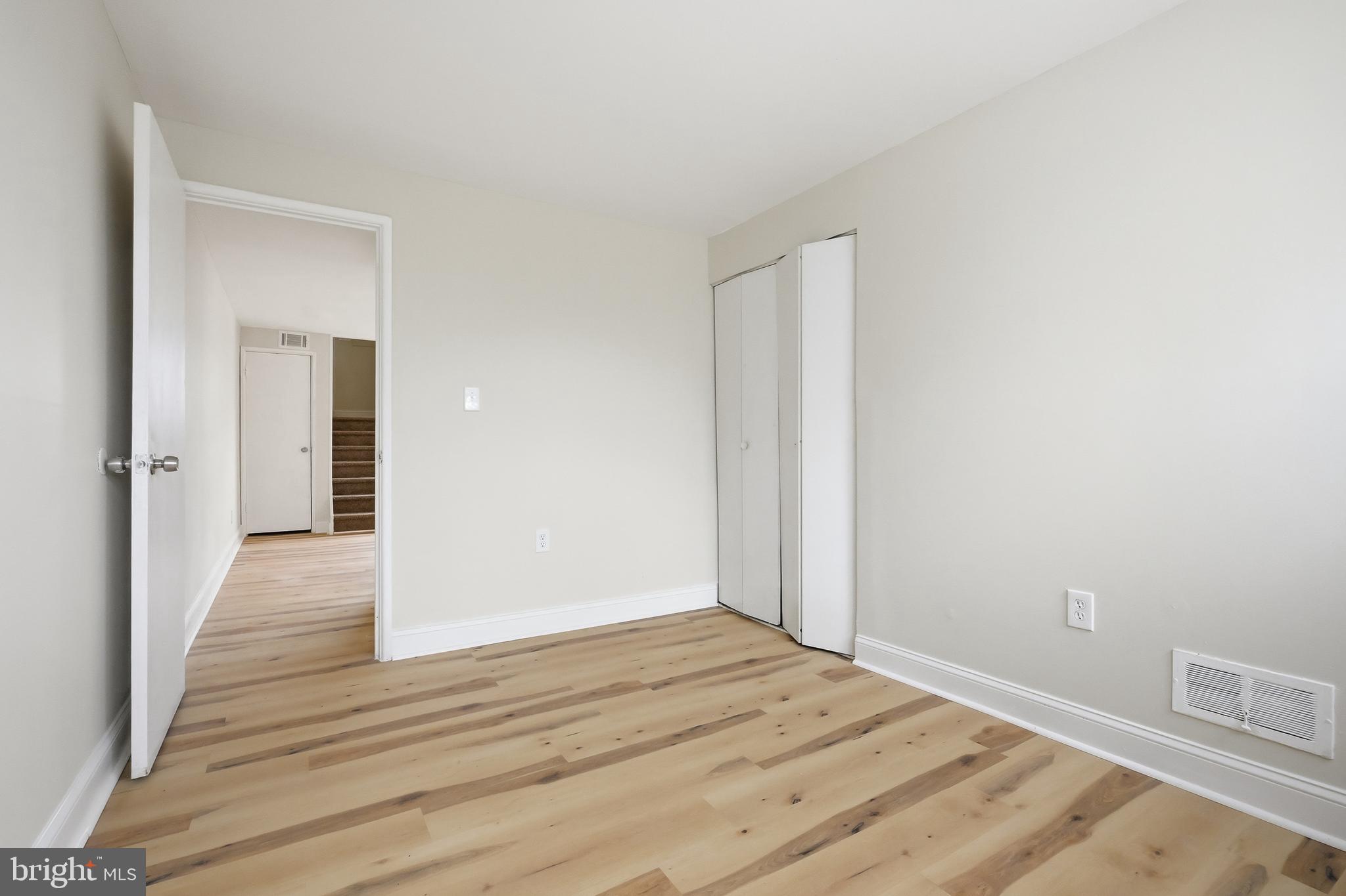 OAKMONT - Residential