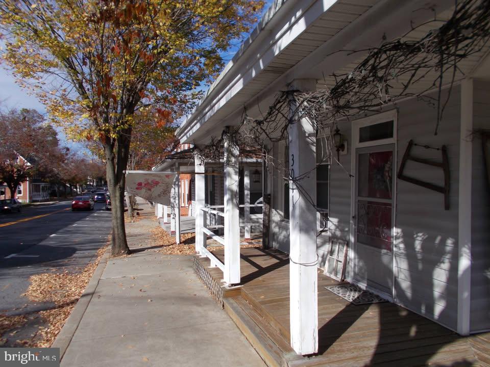 3011 MAIN STREET S