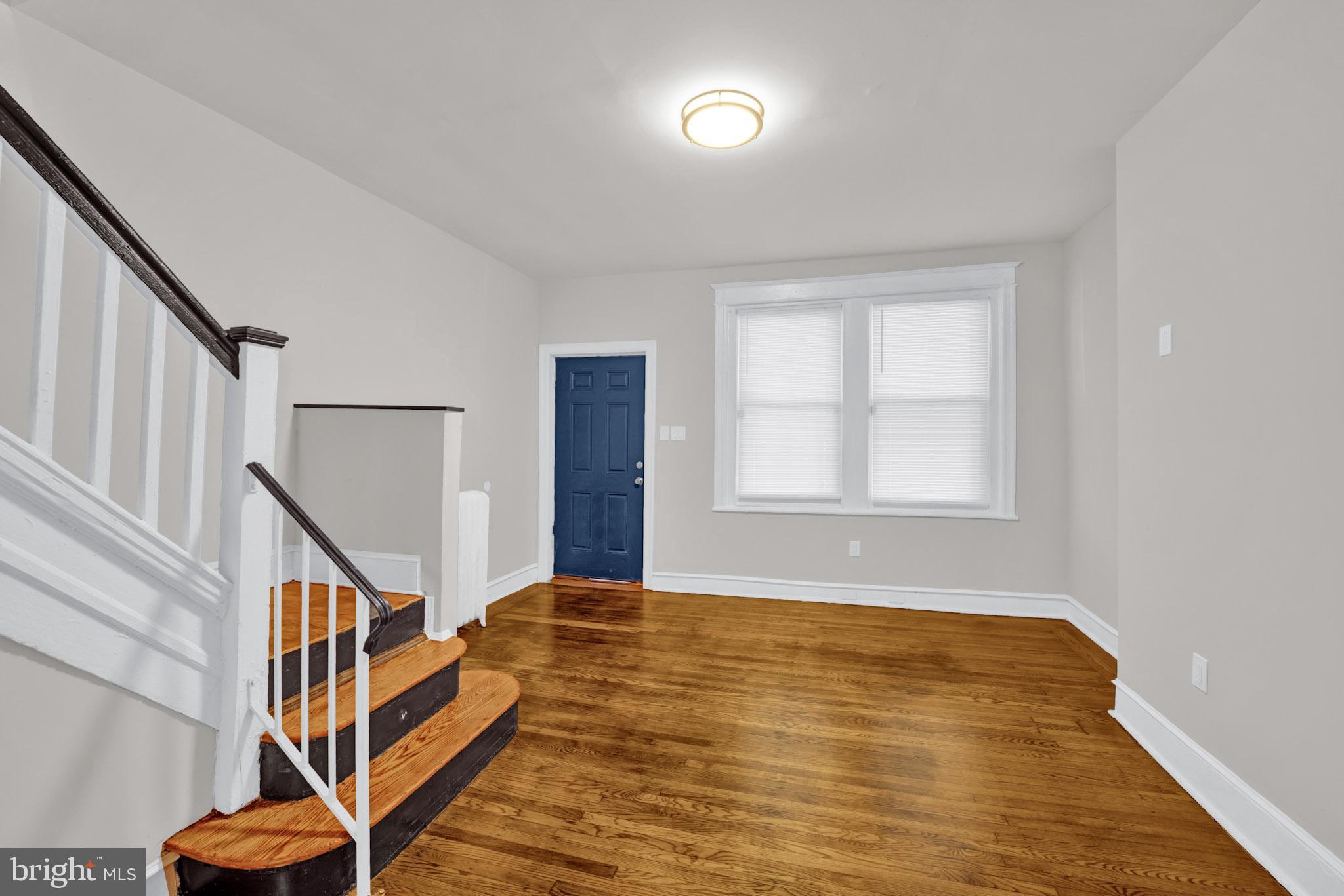 WEST OAK LANE - Residential