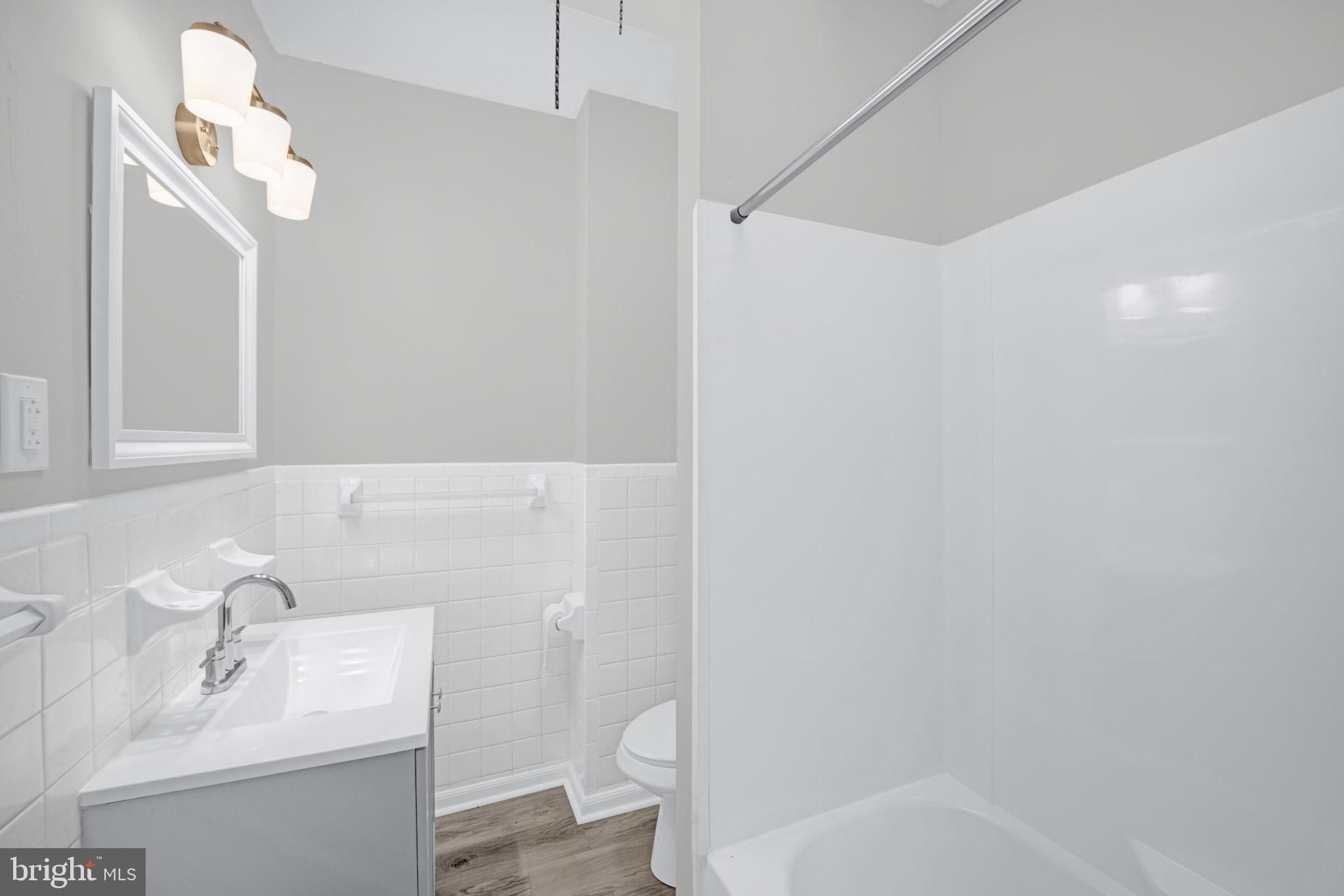 WEST OAK LANE - Residential