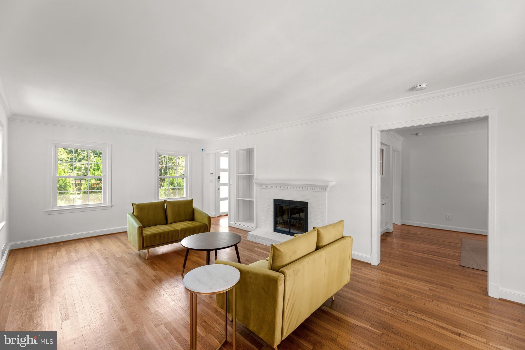 LONGWOOD - Residential Lease