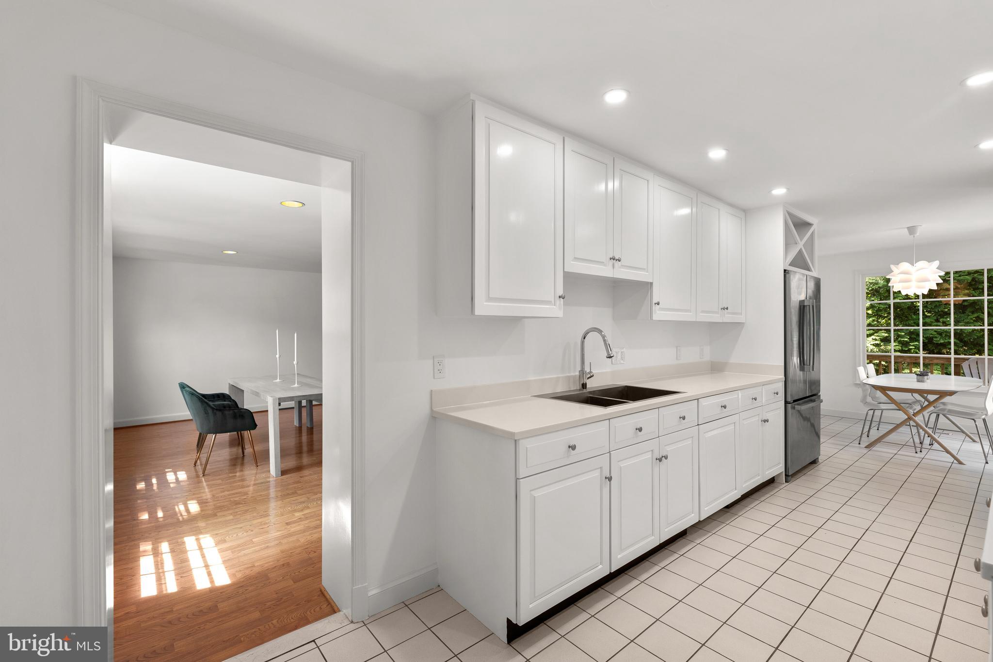 LONGWOOD - Residential Lease