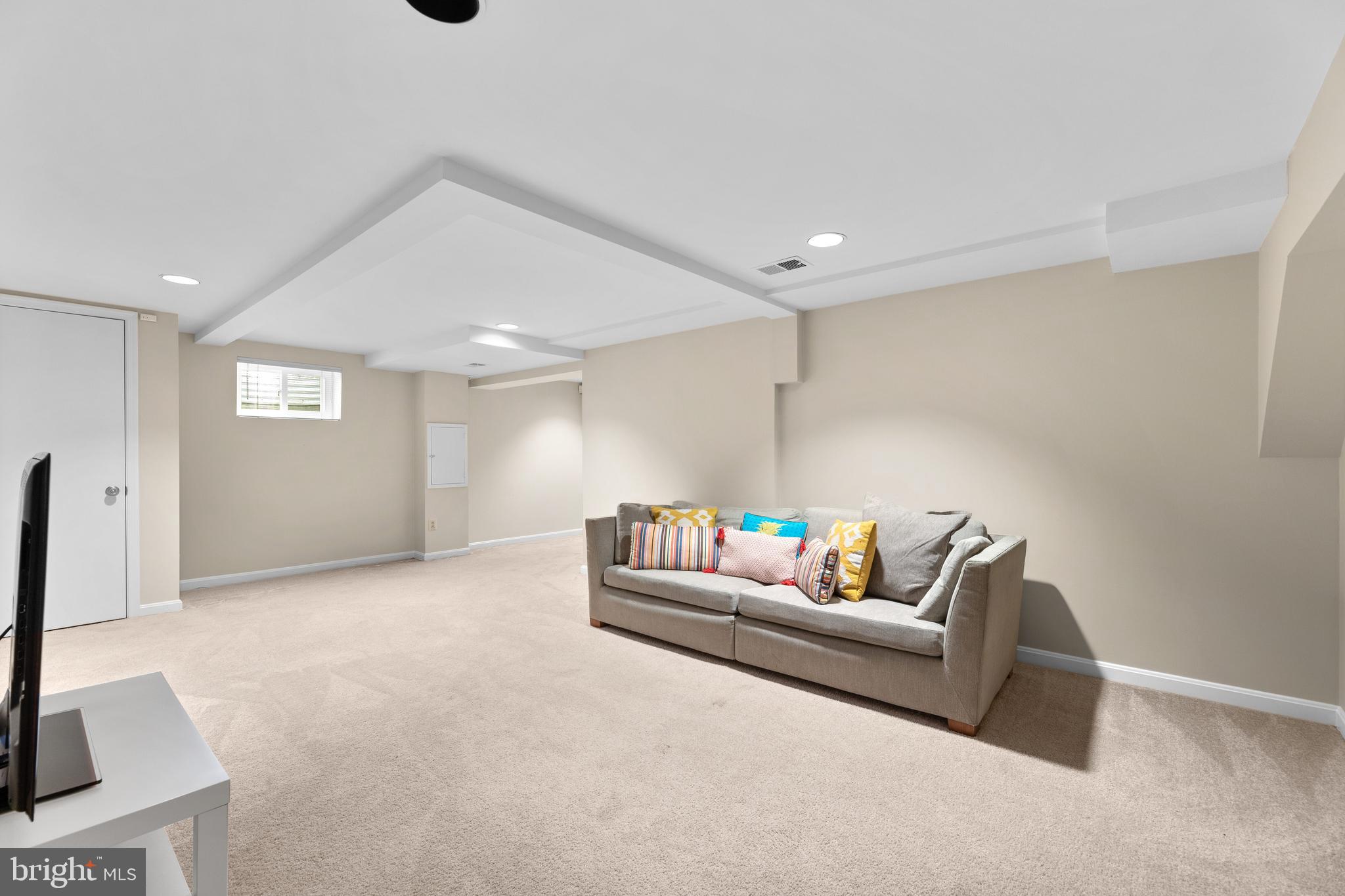 LONGWOOD - Residential Lease