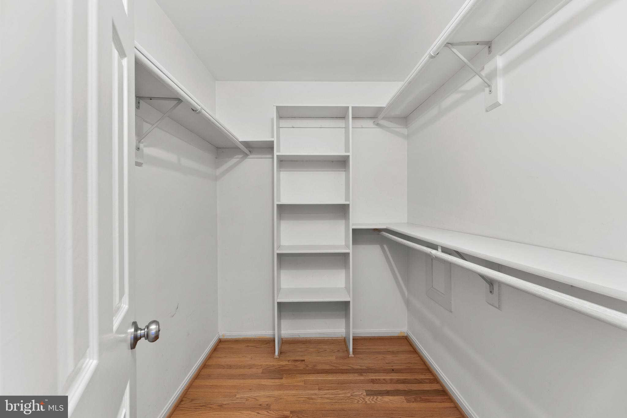 LONGWOOD - Residential Lease