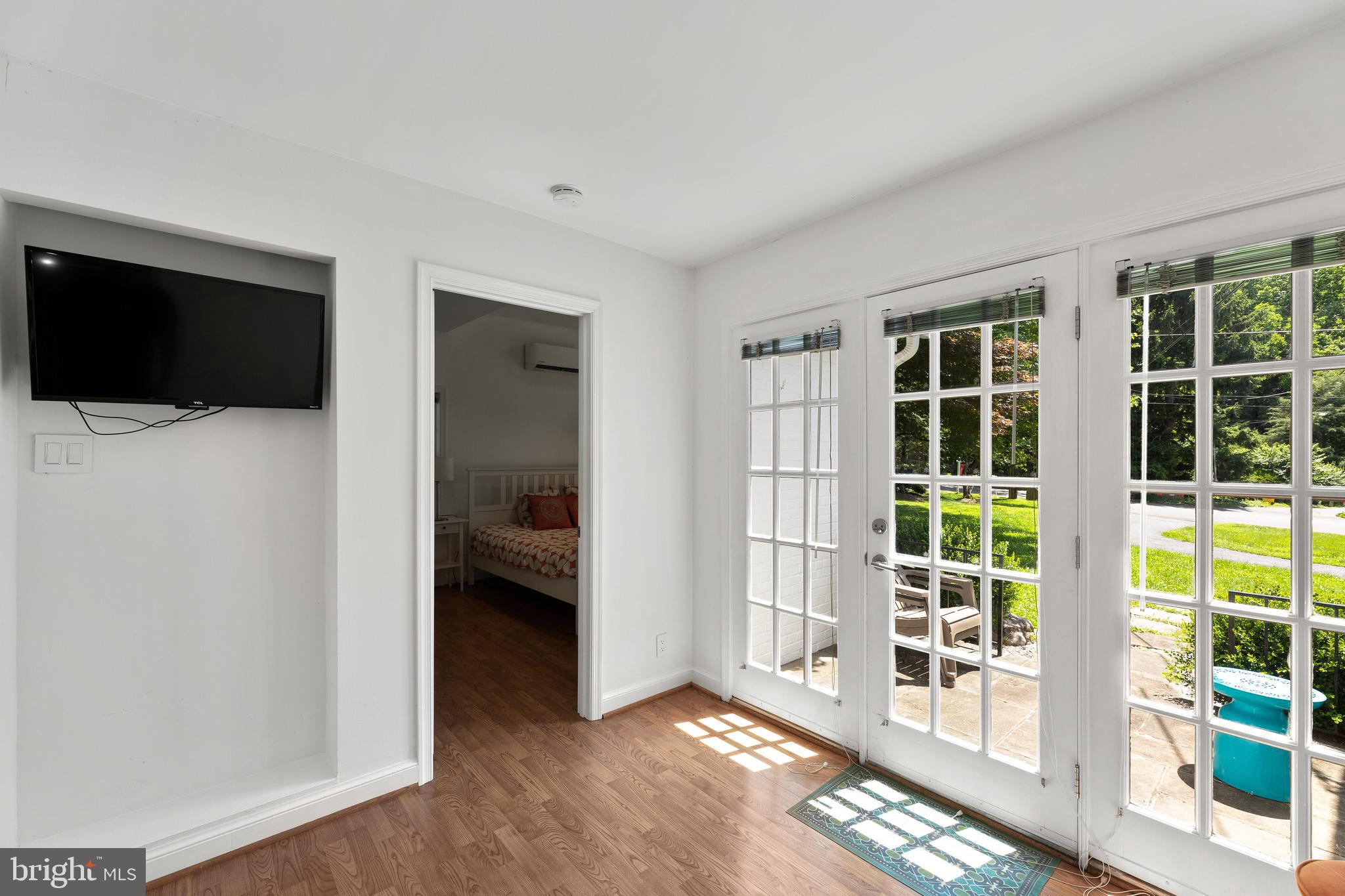 LONGWOOD - Residential Lease