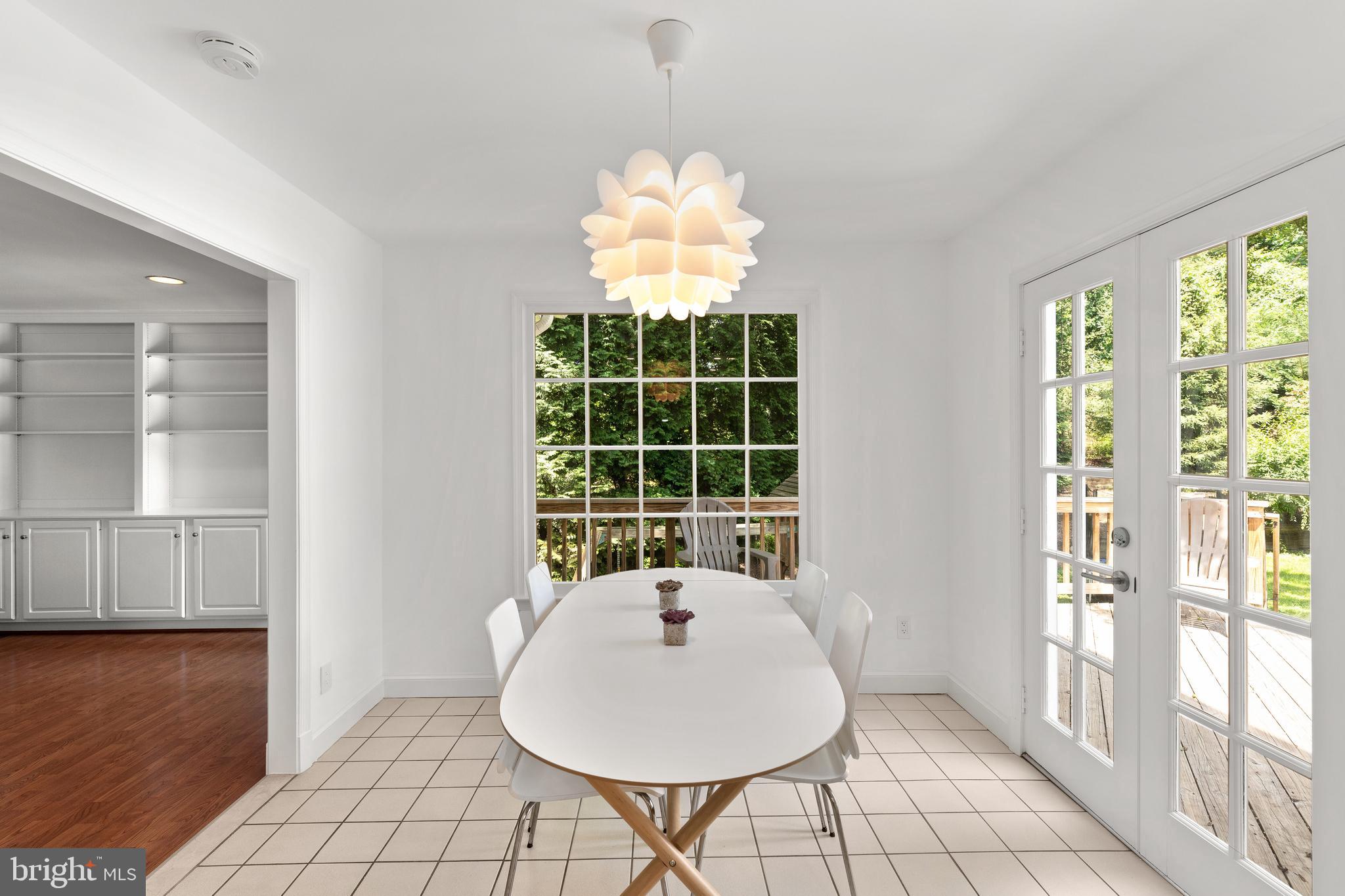 LONGWOOD - Residential Lease