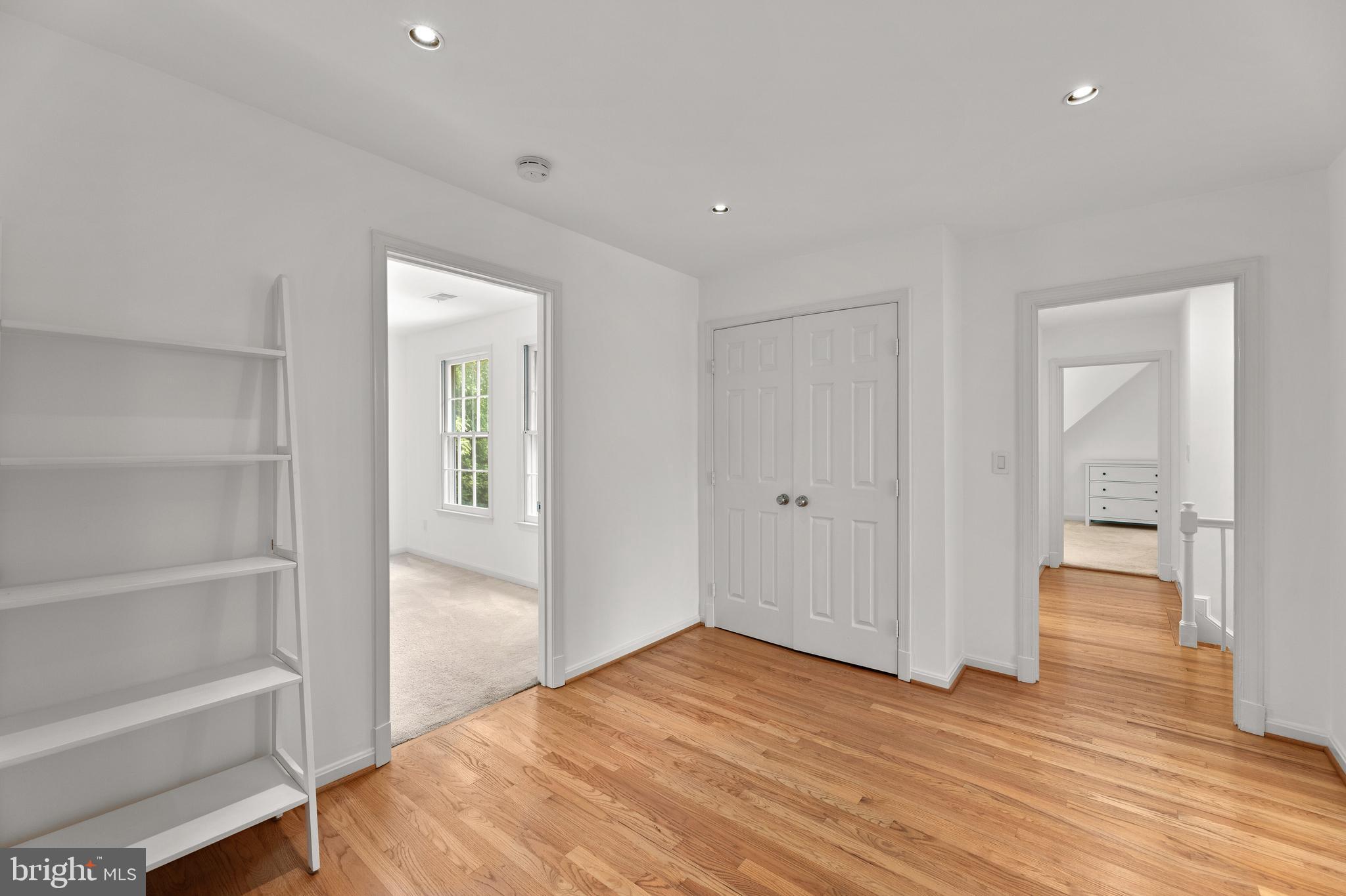 LONGWOOD - Residential Lease