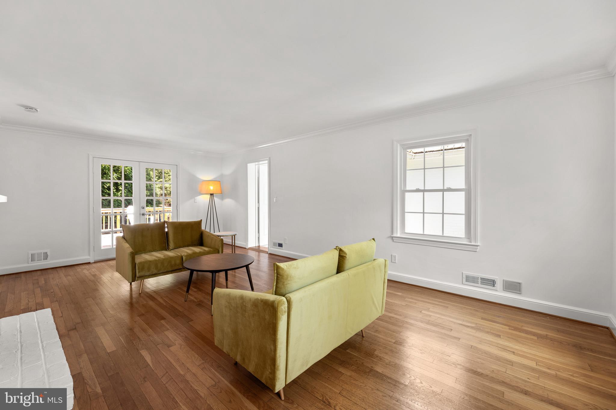 LONGWOOD - Residential Lease