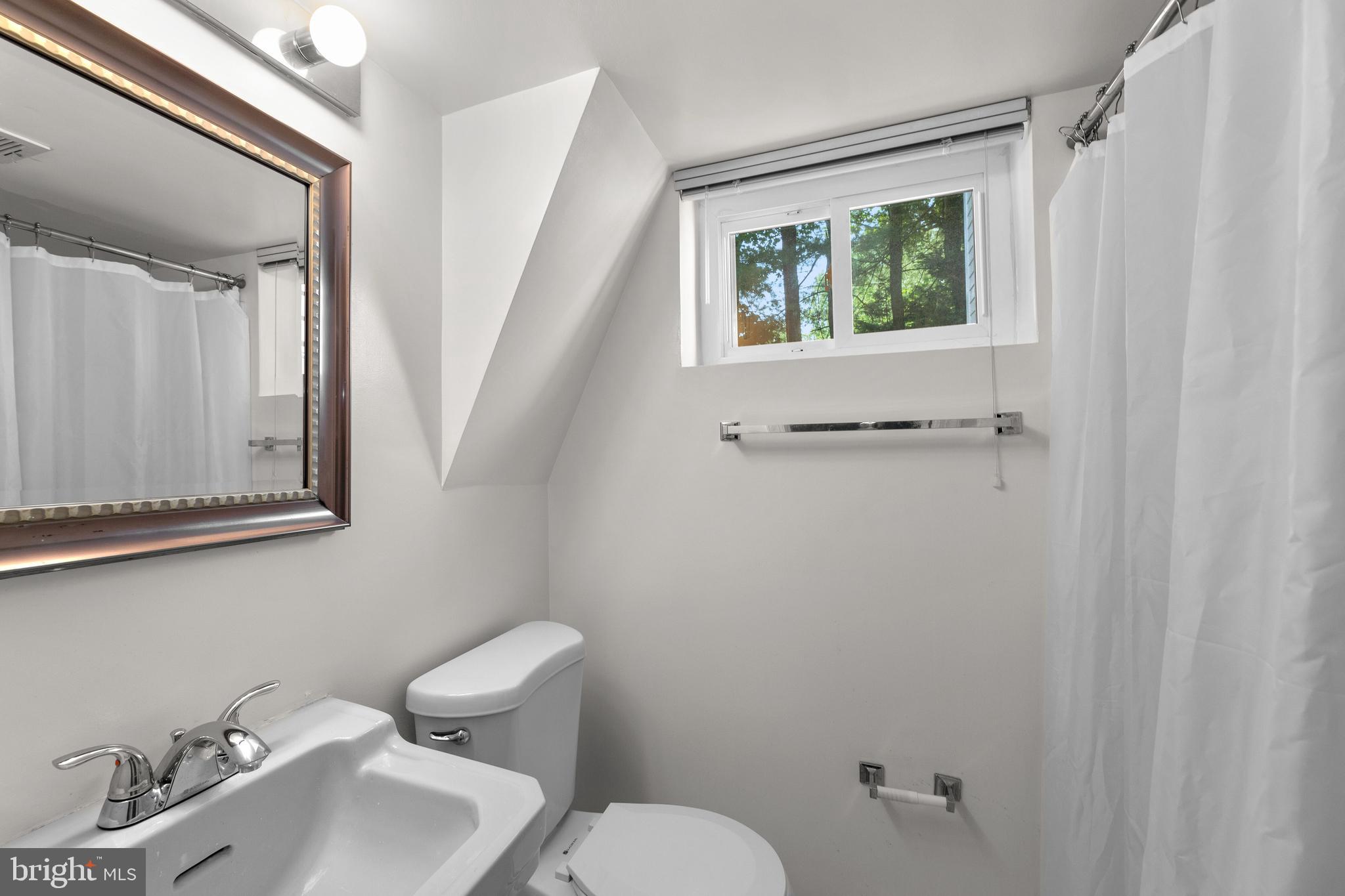 LONGWOOD - Residential Lease