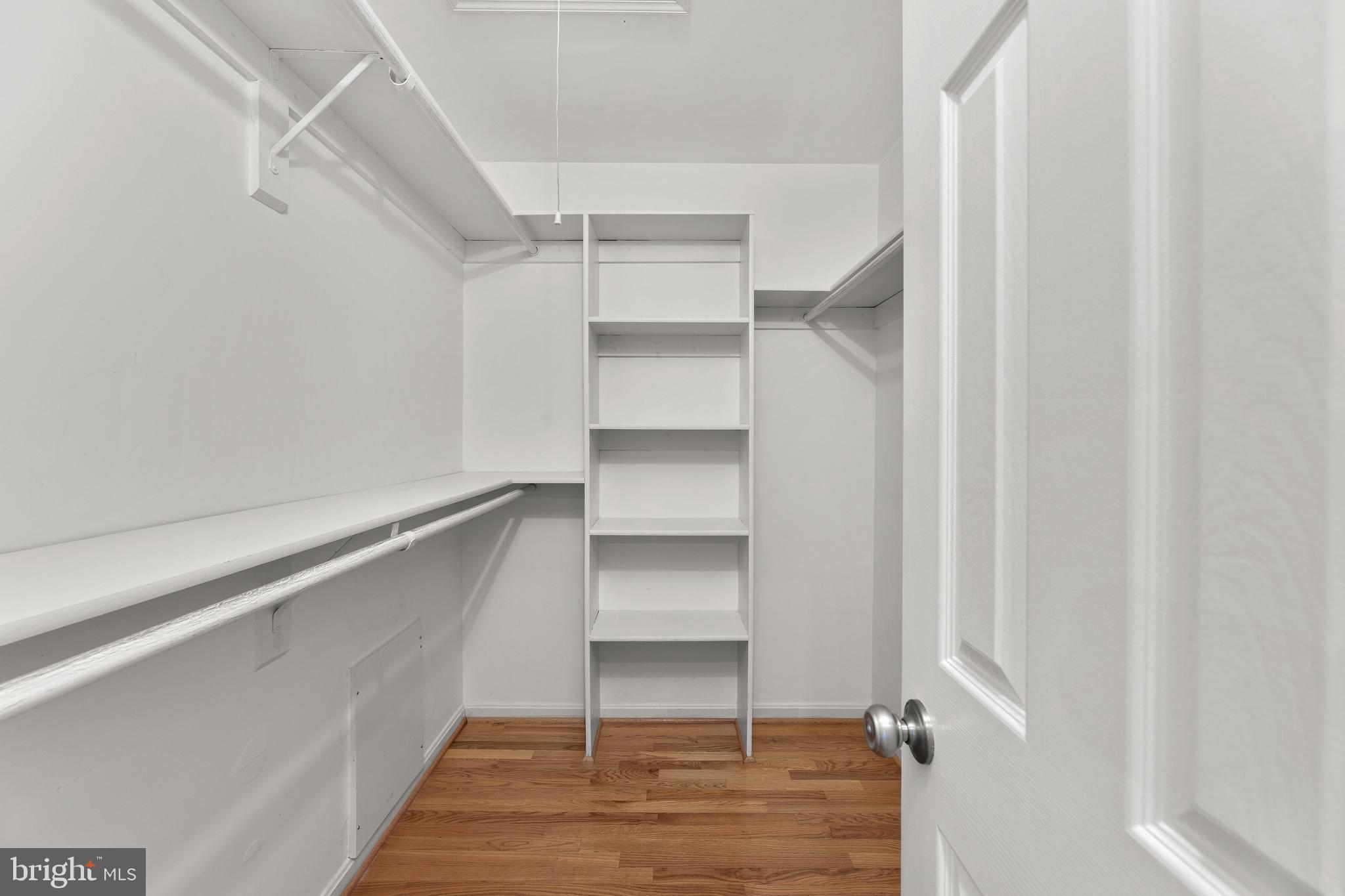 LONGWOOD - Residential Lease