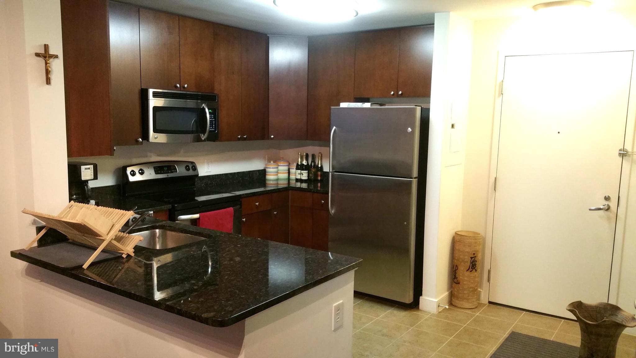 ONE NATIONAL HARBOR CONDOMINIUM - Residential