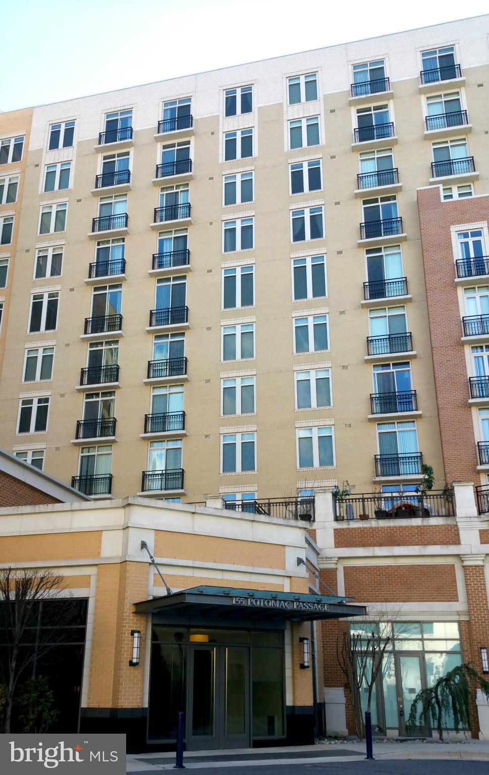 ONE NATIONAL HARBOR CONDOMINIUM - Residential