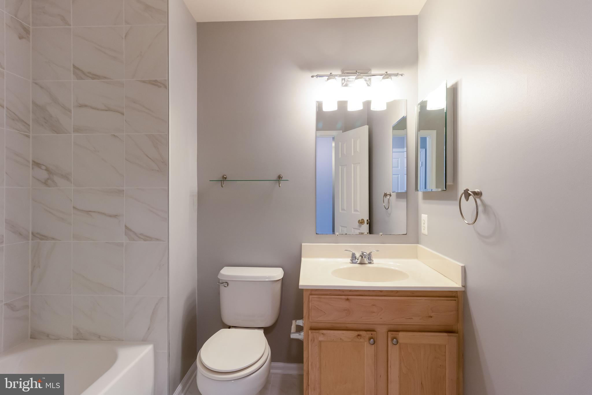 BROADLANDS - Residential Lease