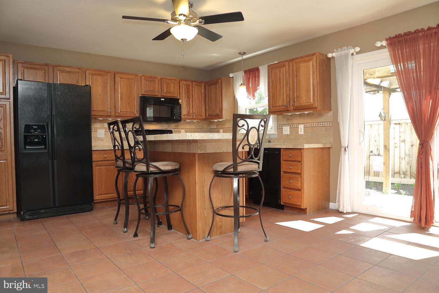 THE OAKS - Residential