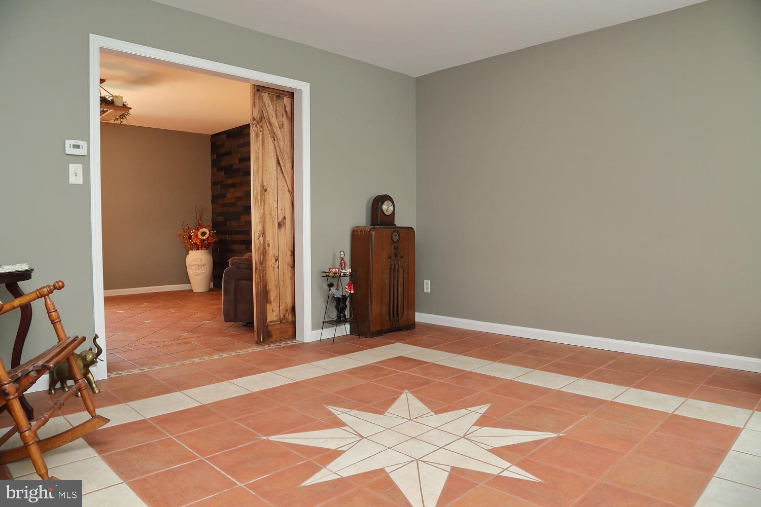 THE OAKS - Residential