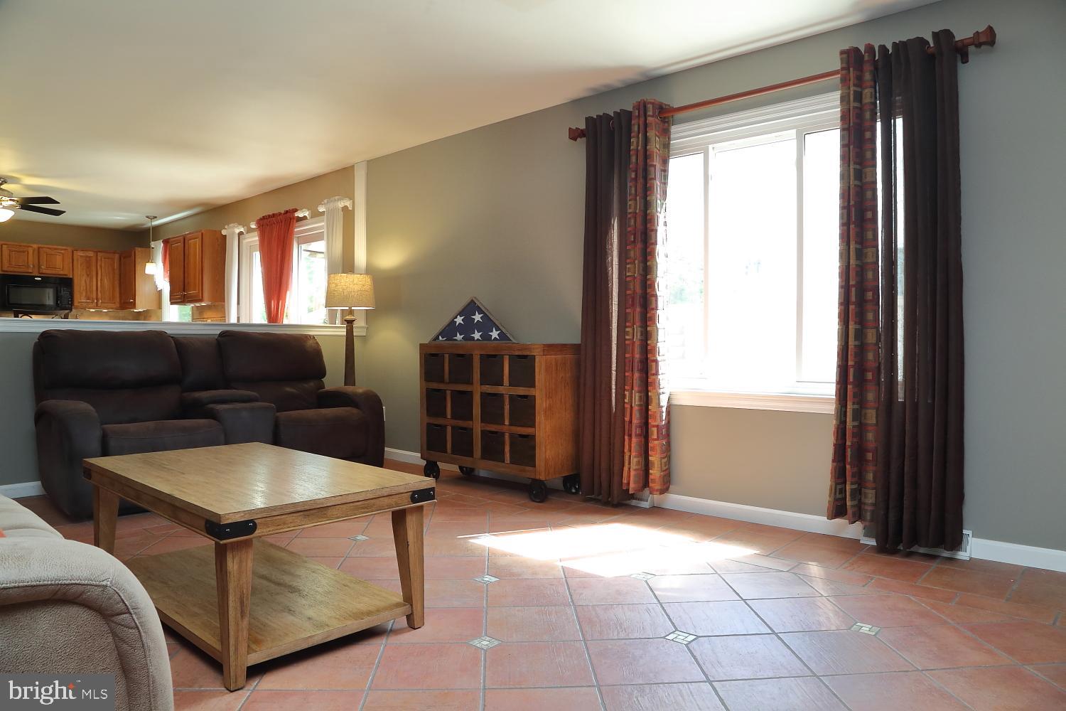 THE OAKS - Residential