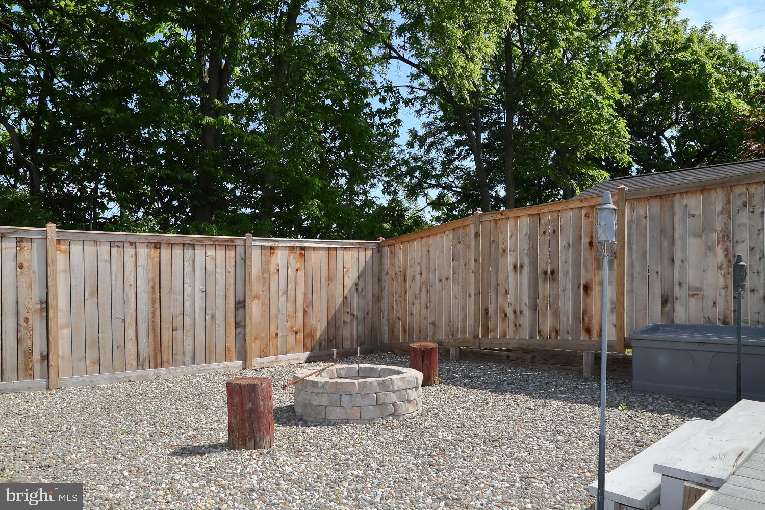 THE OAKS - Residential