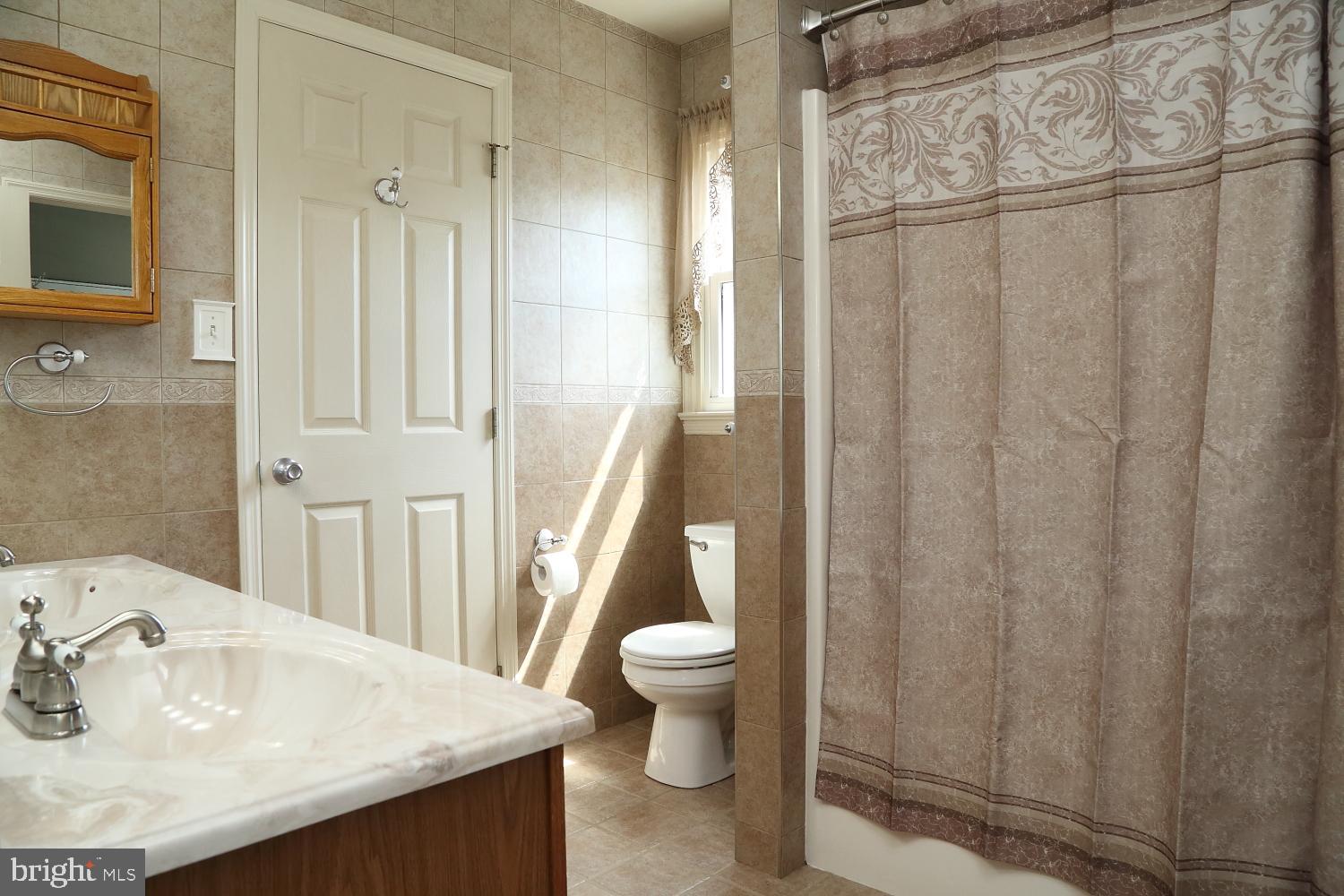 THE OAKS - Residential