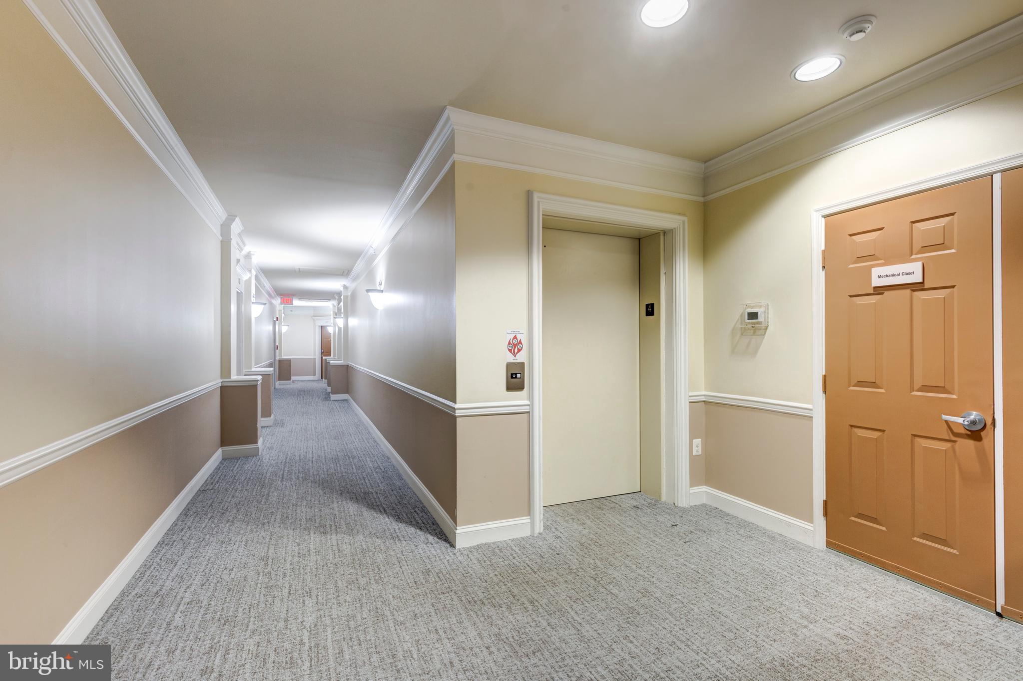 VILLAGE OF RIVER HILL - Residential