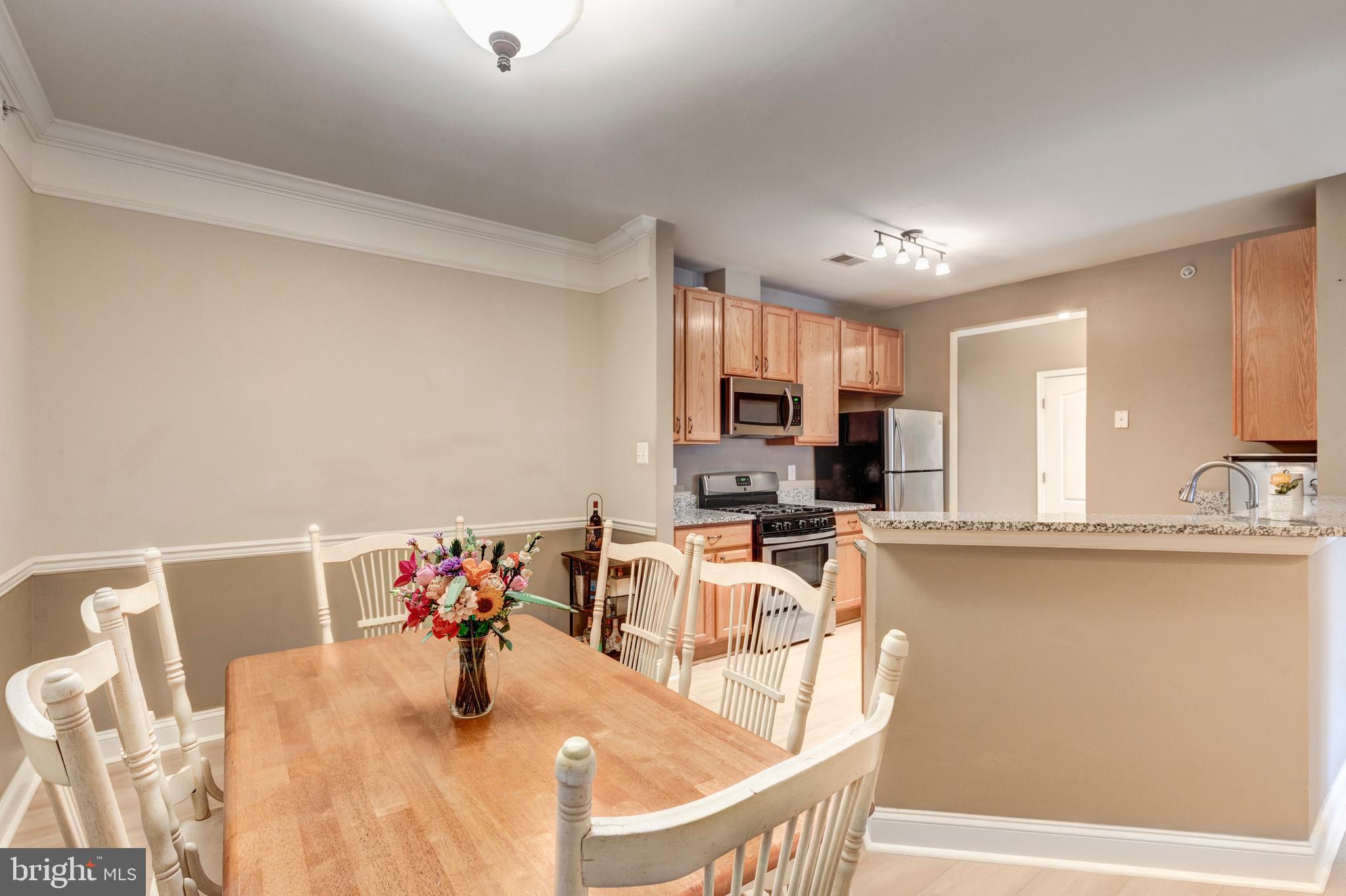 VILLAGE OF RIVER HILL - Residential