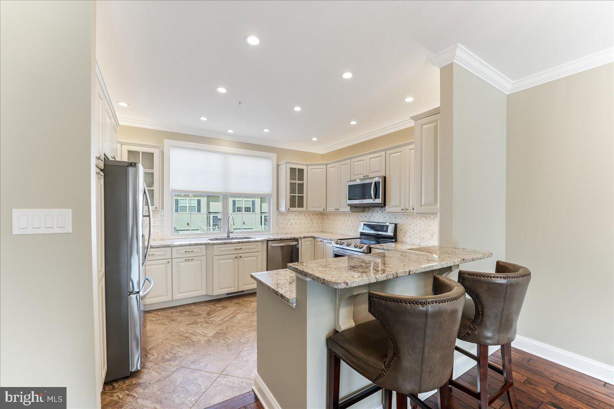 MAIN STREET VILLAG - Residential