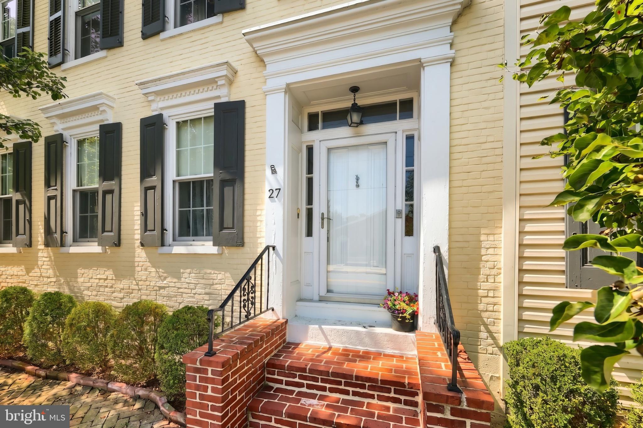 27 N BALTIMORE STREET