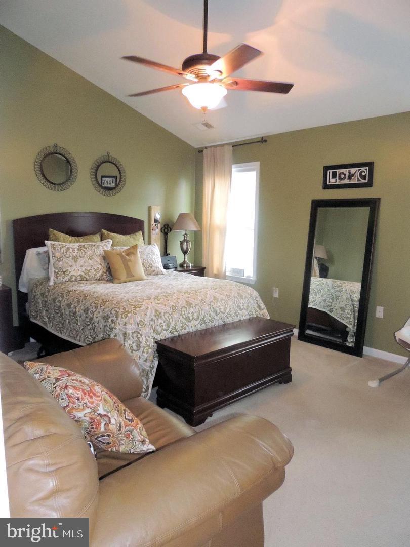 BRIARWOOD ESTATES - Residential Lease