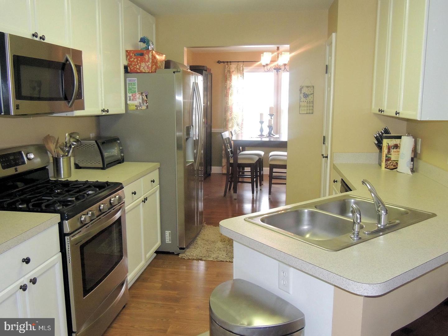 BRIARWOOD ESTATES - Residential Lease