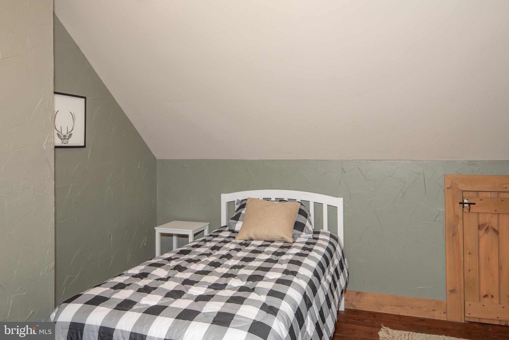 EVERETT - Residential