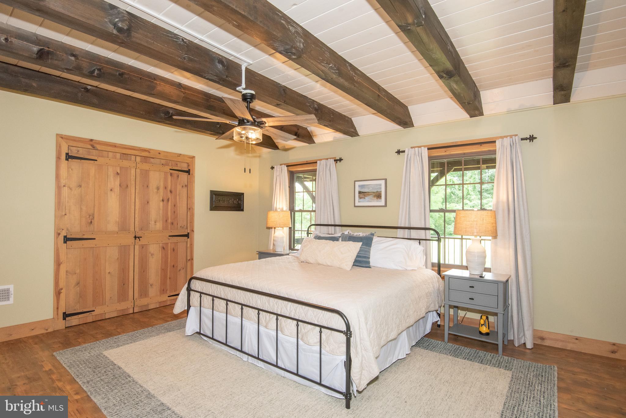 EVERETT - Residential