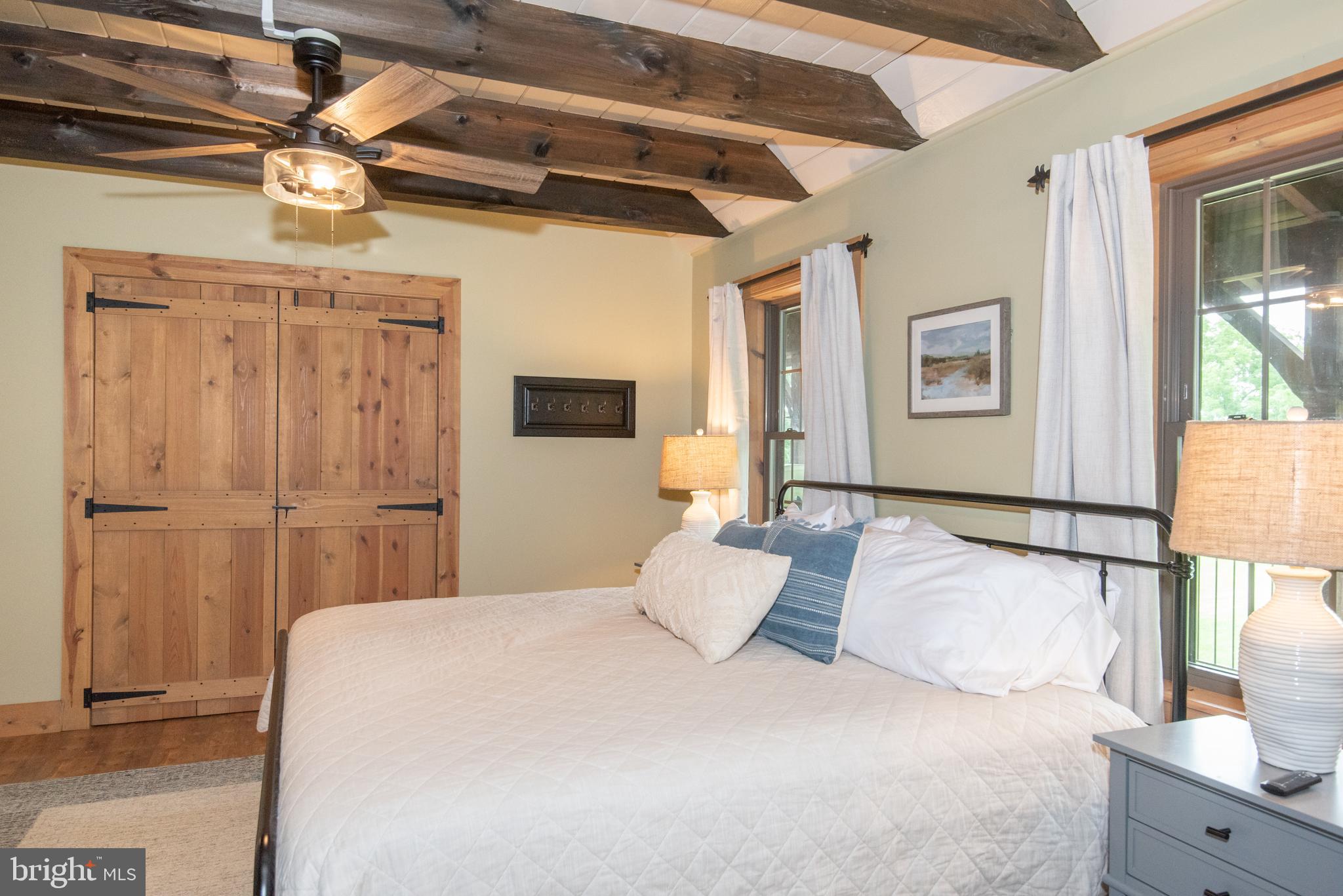 EVERETT - Residential