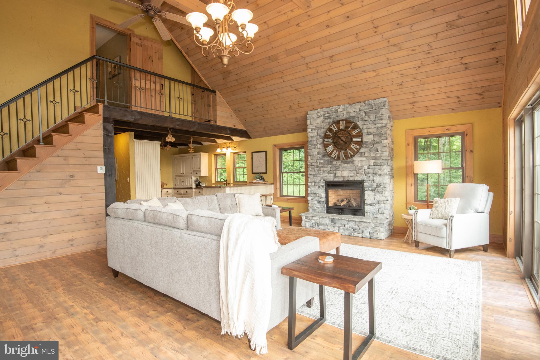 EVERETT - Residential