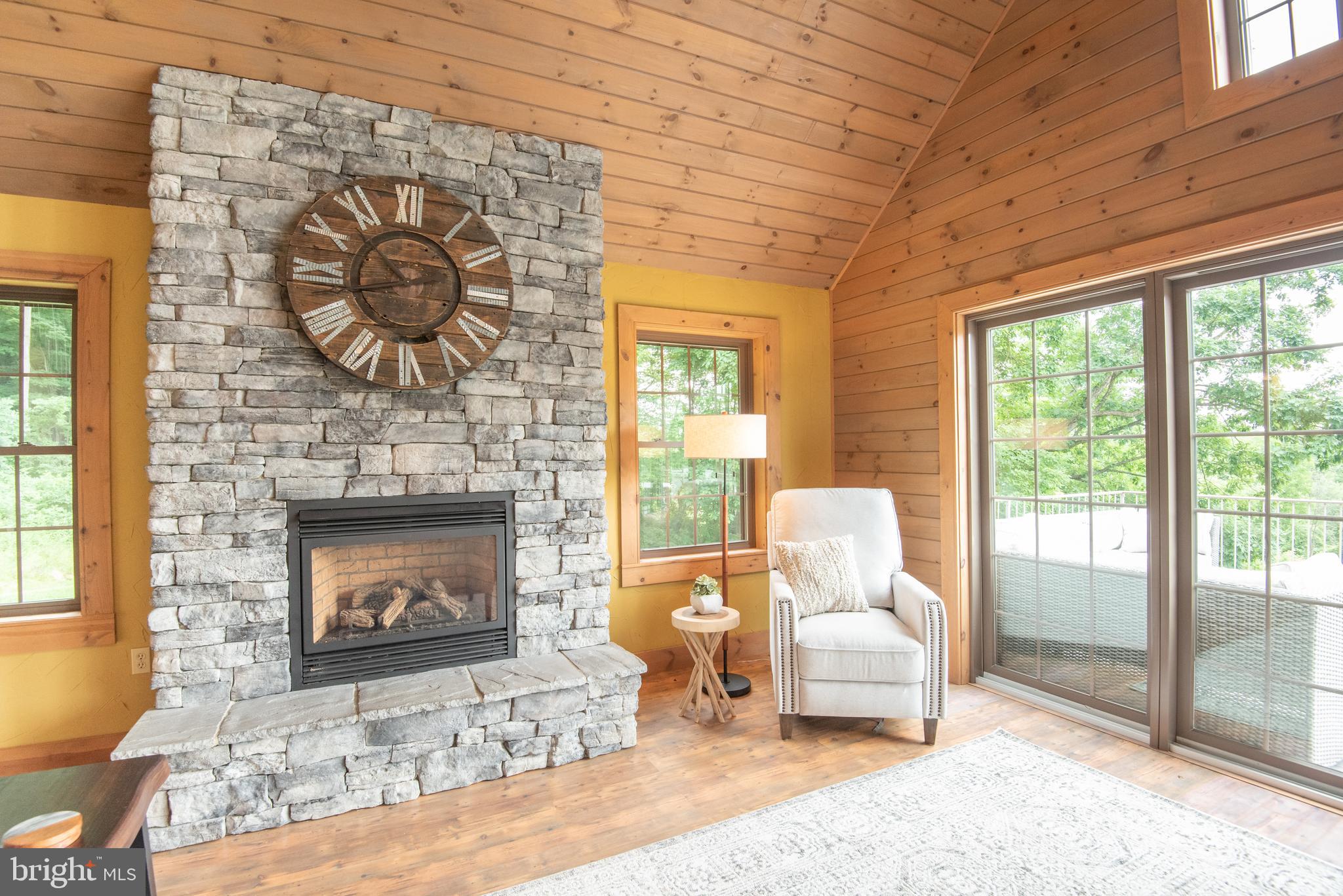 EVERETT - Residential