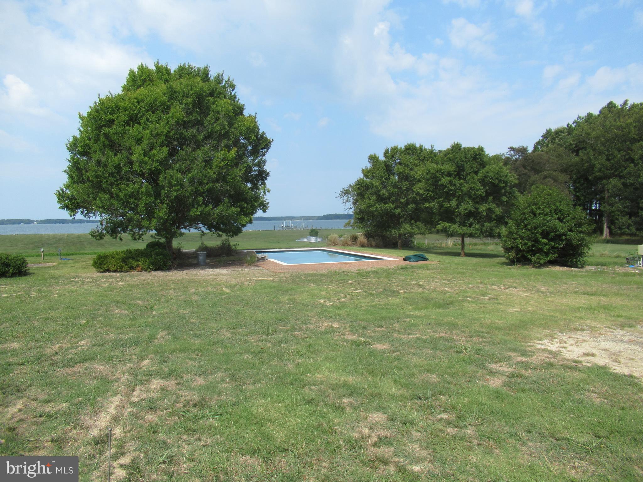 ROYAL OAK - Residential