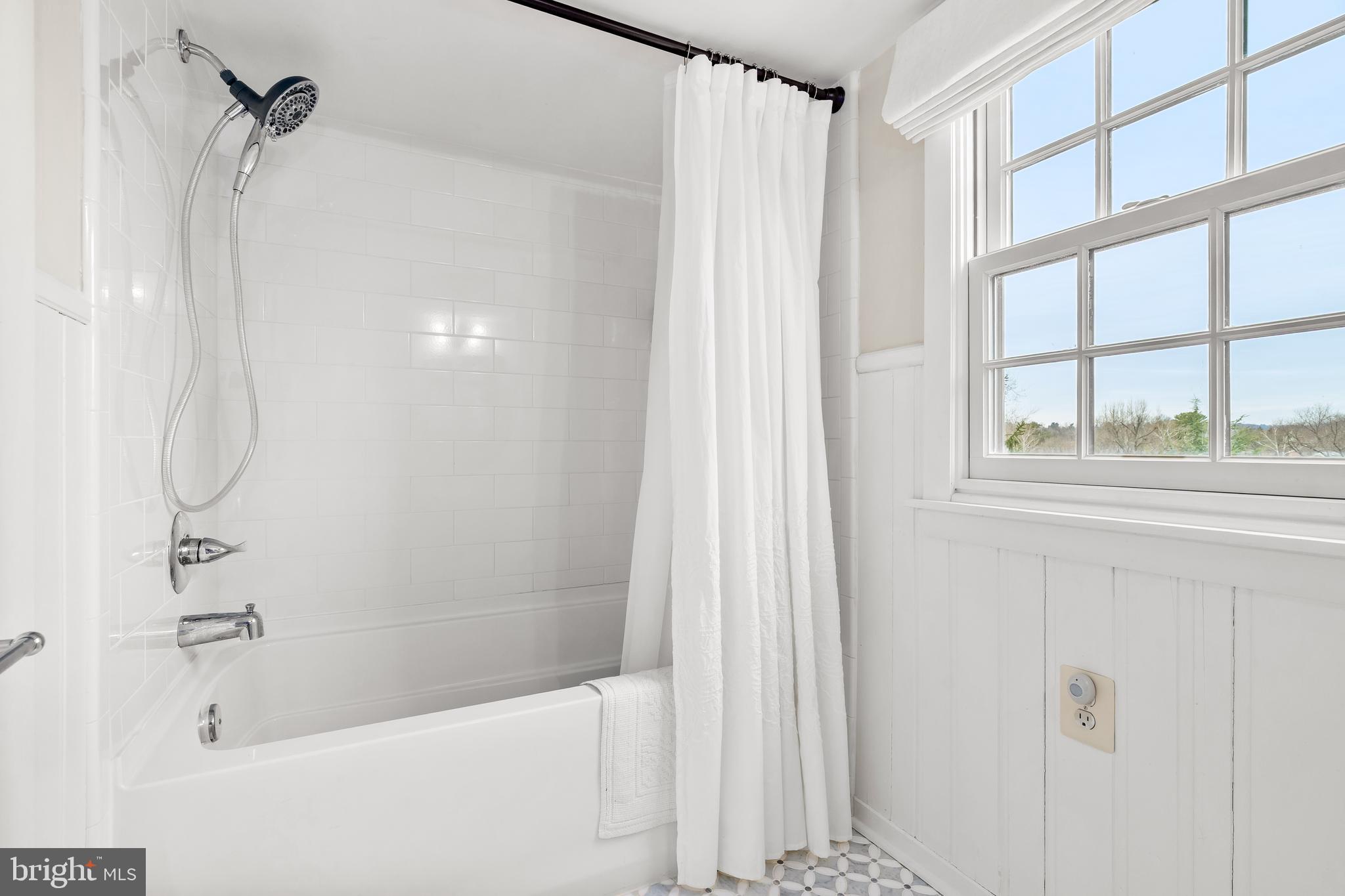 BAKER PARK - Residential