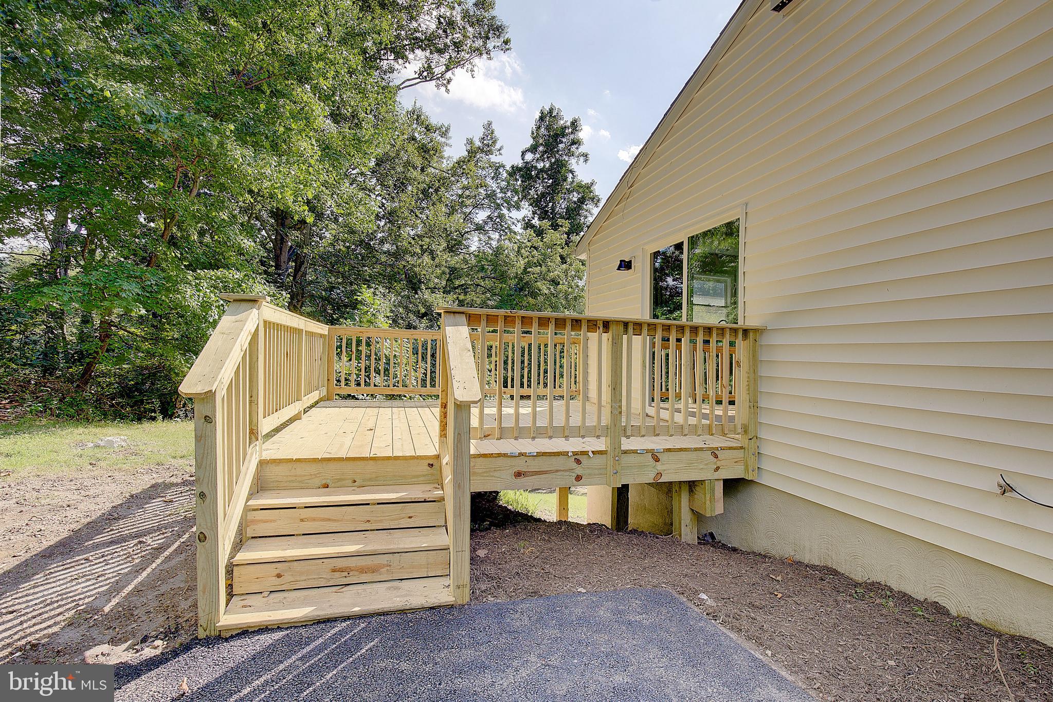 501 BAY VIEW DRIVE