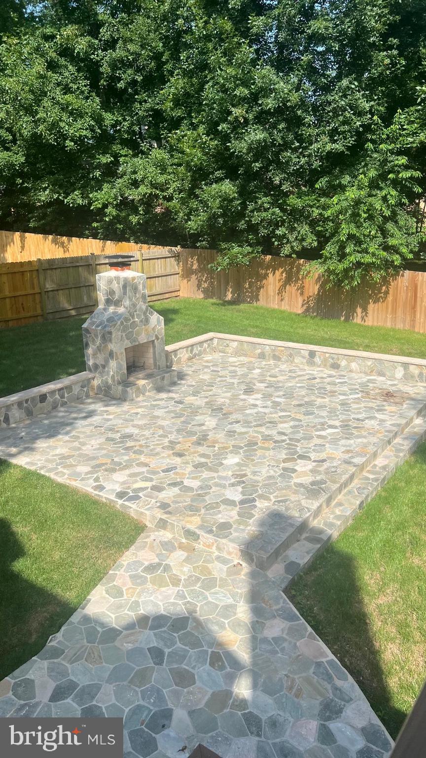 2604 MOUNTAIN LAUREL PLACE
