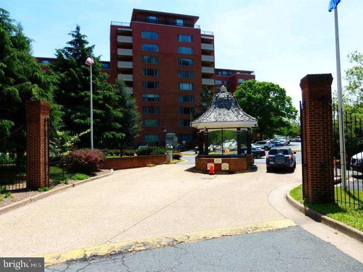 1121 ARLINGTON BOULEVARD 410