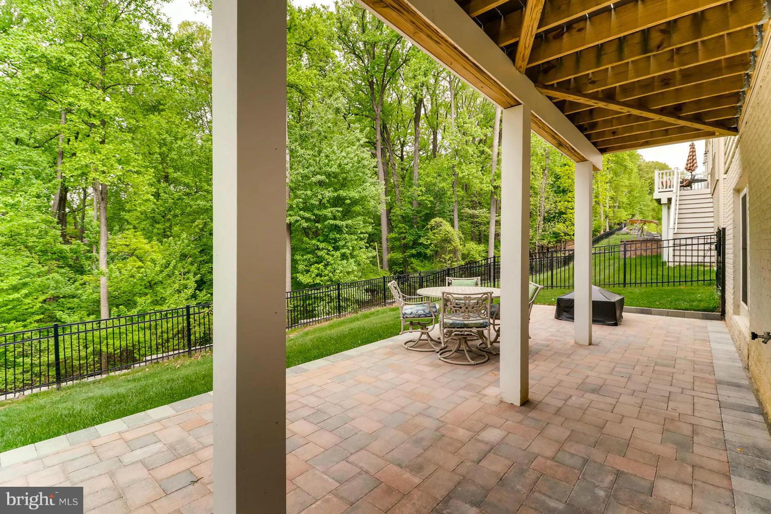 MEADOWVALE - Residential