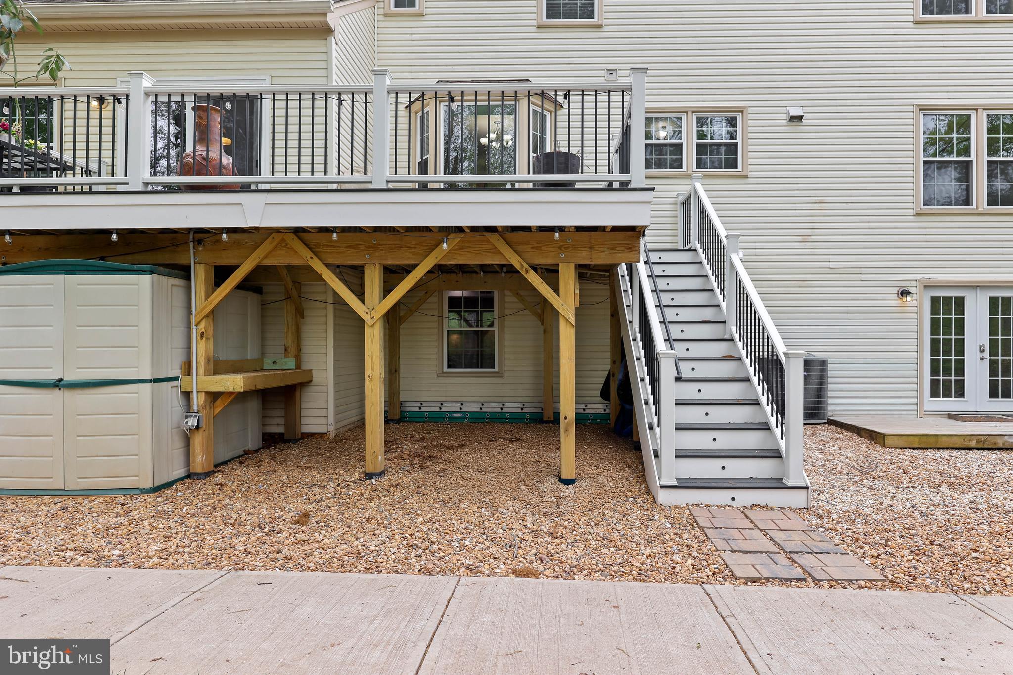 WAVERLY CROSSING - Residential