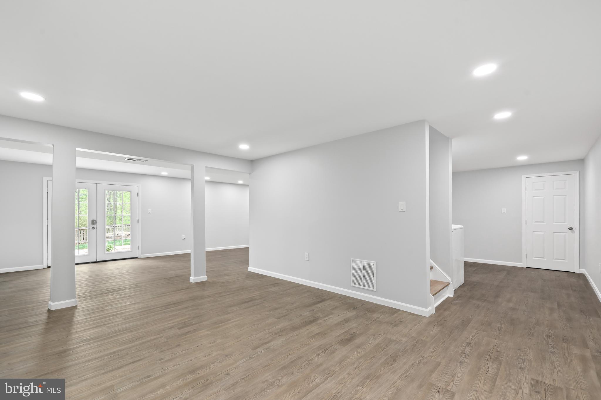 WAVERLY CROSSING - Residential