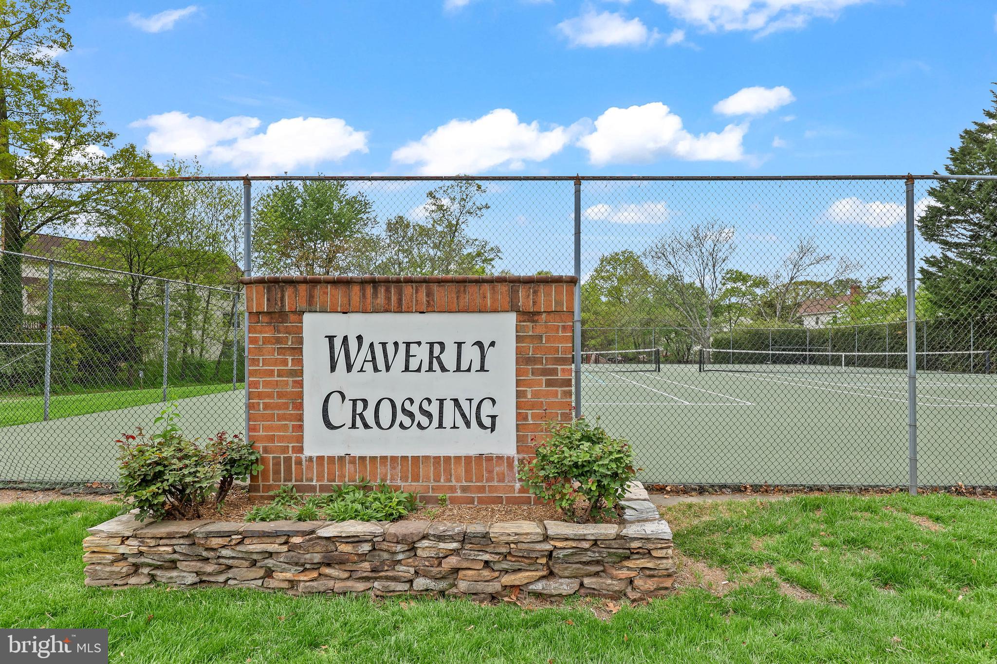 WAVERLY CROSSING - Residential
