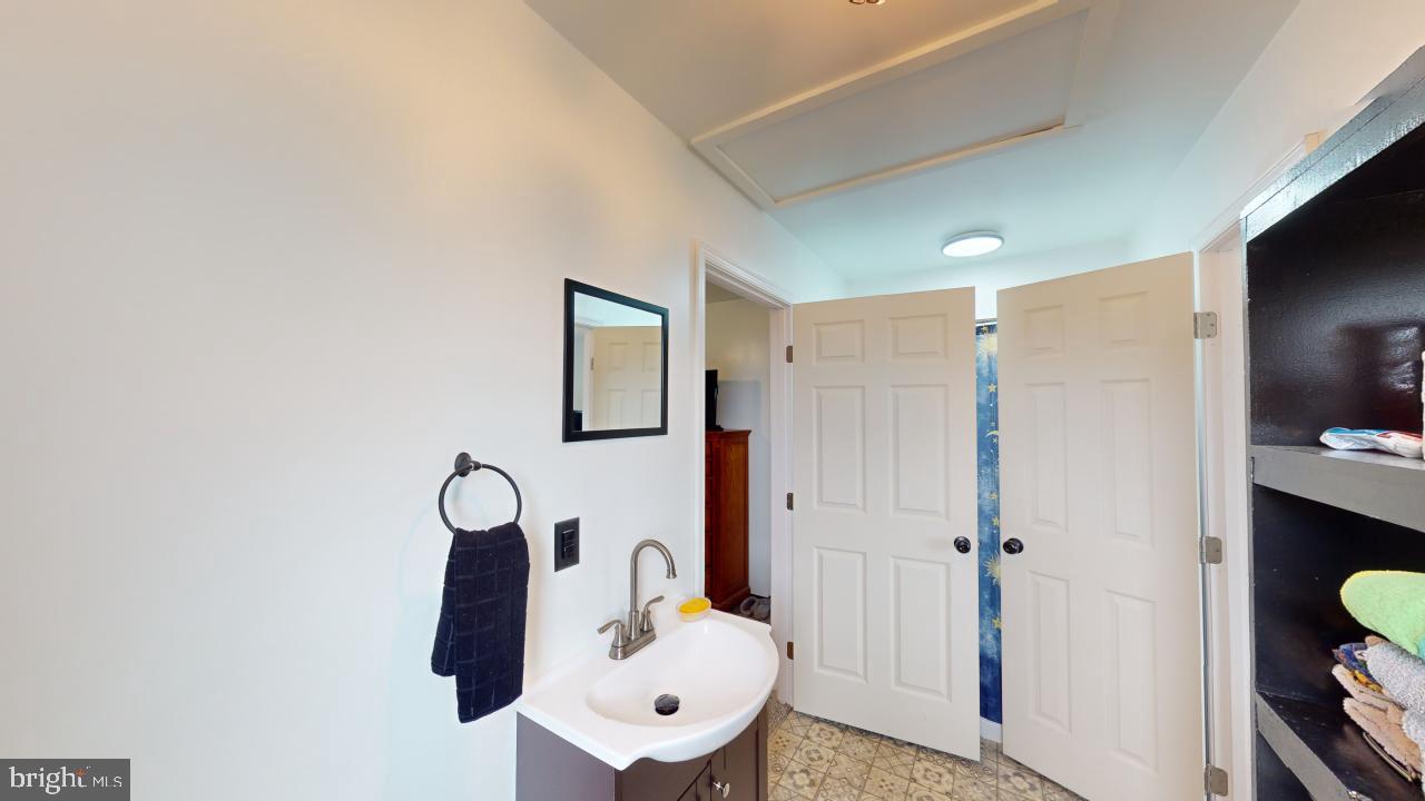 HIGH MOUNTAIN ORCHARD - Residential