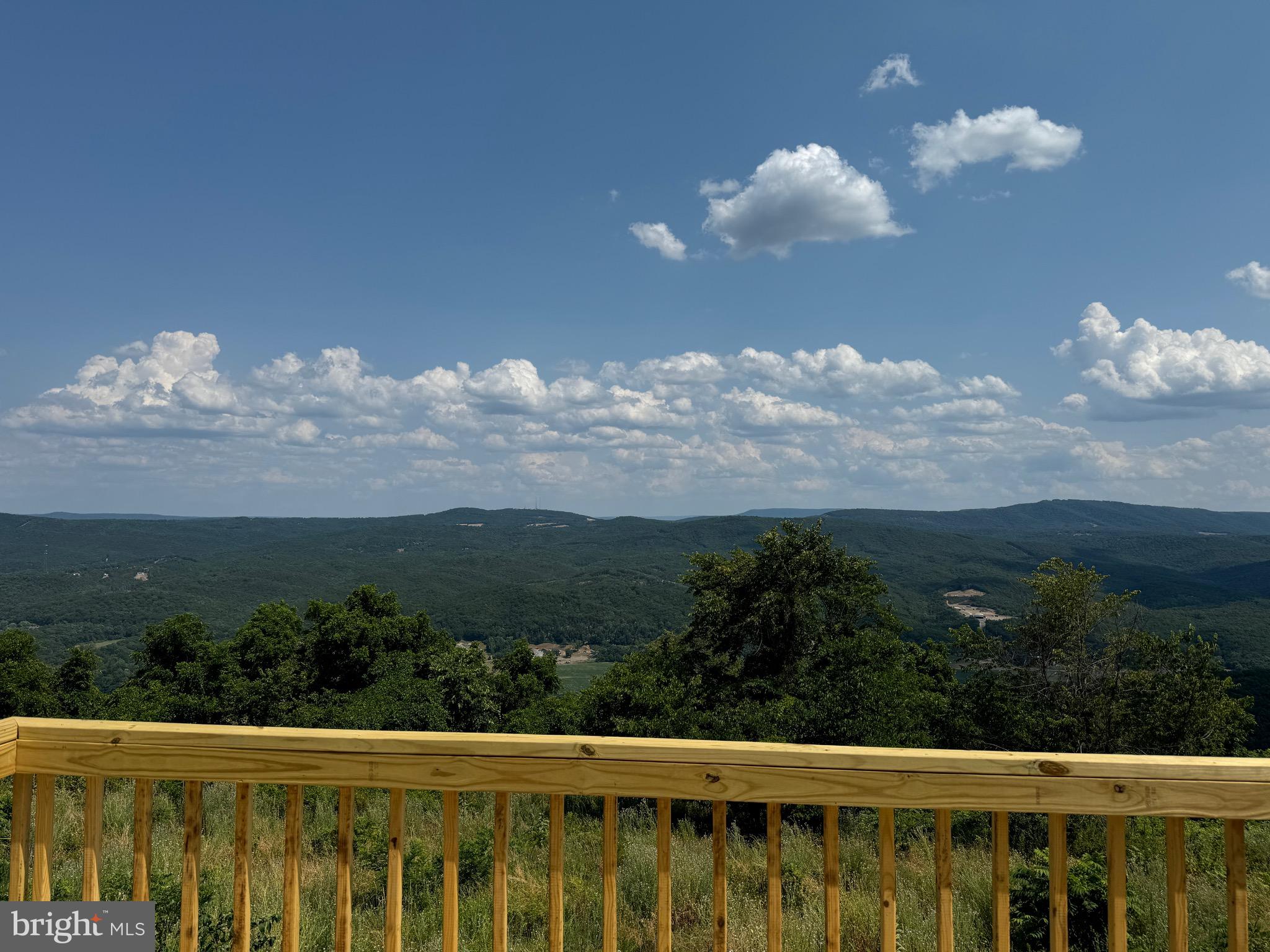 HIGH MOUNTAIN ORCHARD - Residential