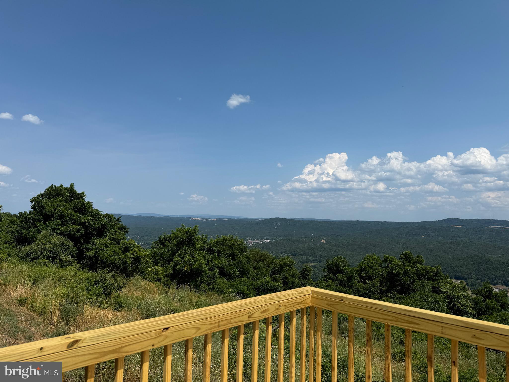 HIGH MOUNTAIN ORCHARD - Residential