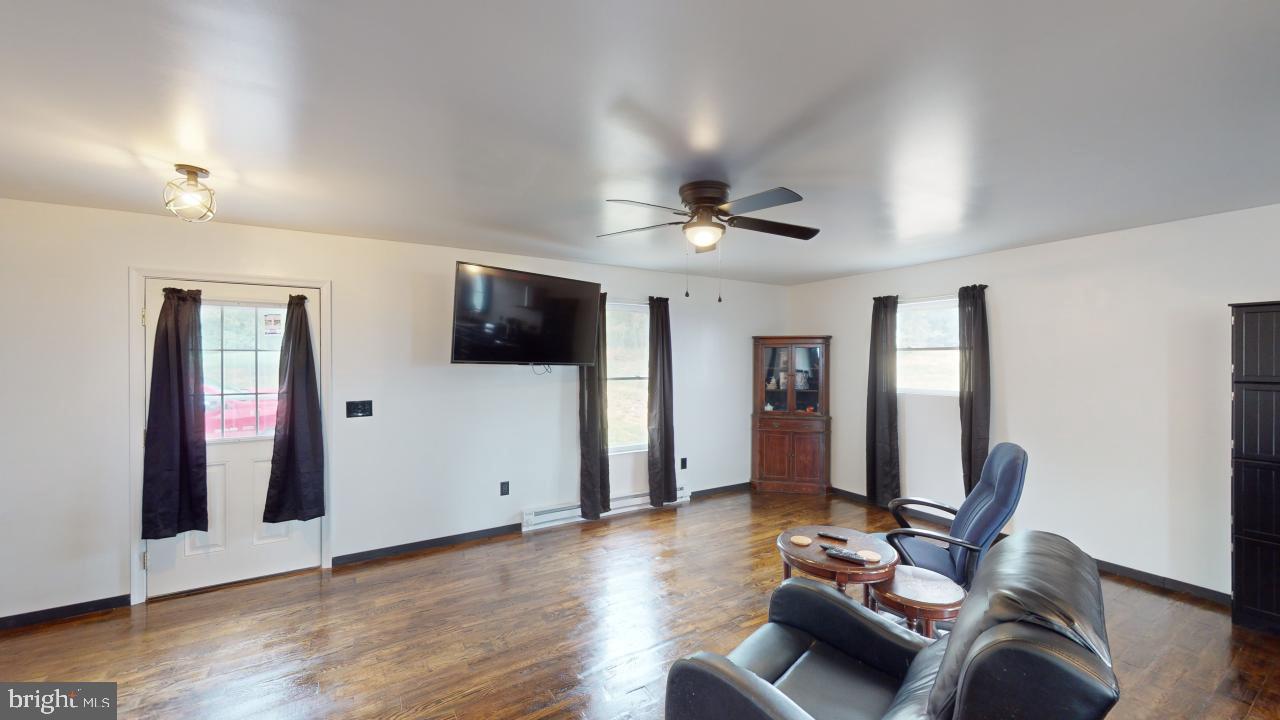 HIGH MOUNTAIN ORCHARD - Residential