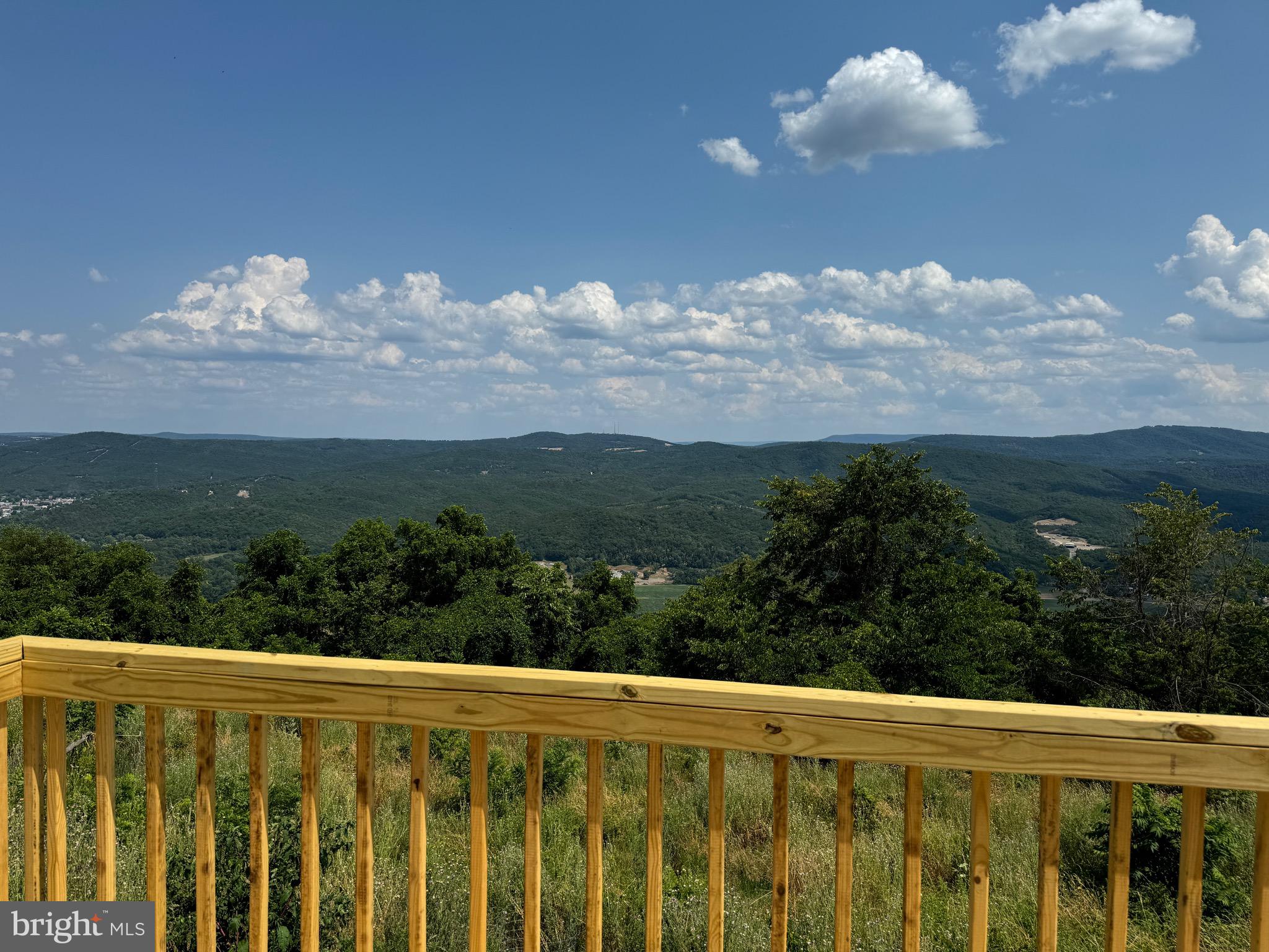 HIGH MOUNTAIN ORCHARD - Residential