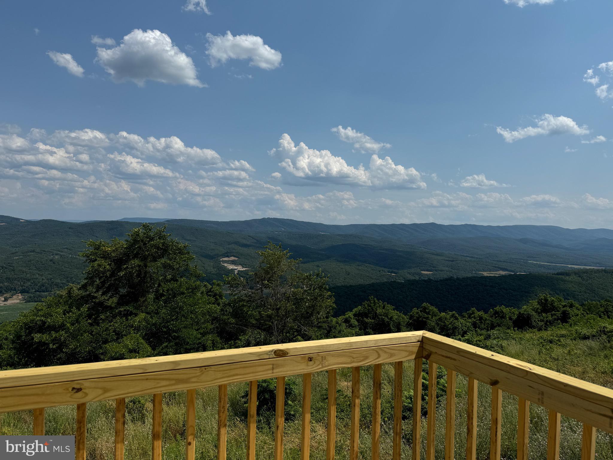 HIGH MOUNTAIN ORCHARD - Residential